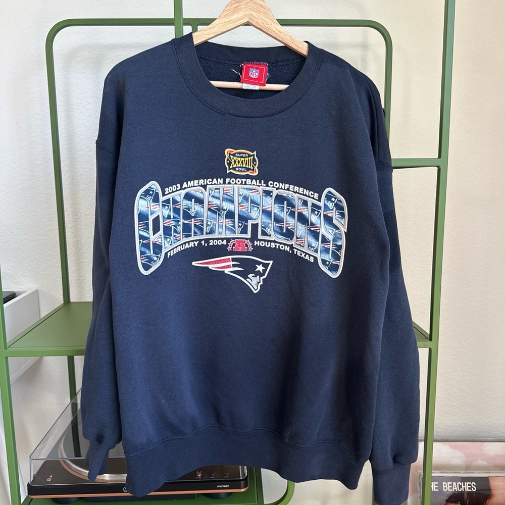 New England Patriots 2003 AFC Champions Crewneck Sweatshirt